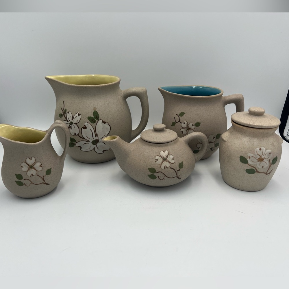 Pigeon Forge Pottery 5 pc set